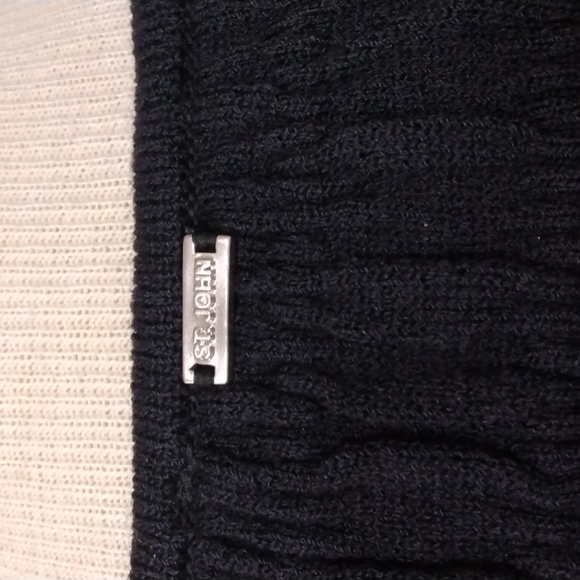 St.John Sport Black Short Sleeve Accordion Top S - Picture 8 of 14